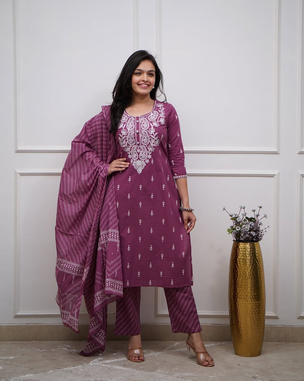 Beautiful New Heavy Embroidery Design Kurta Sets