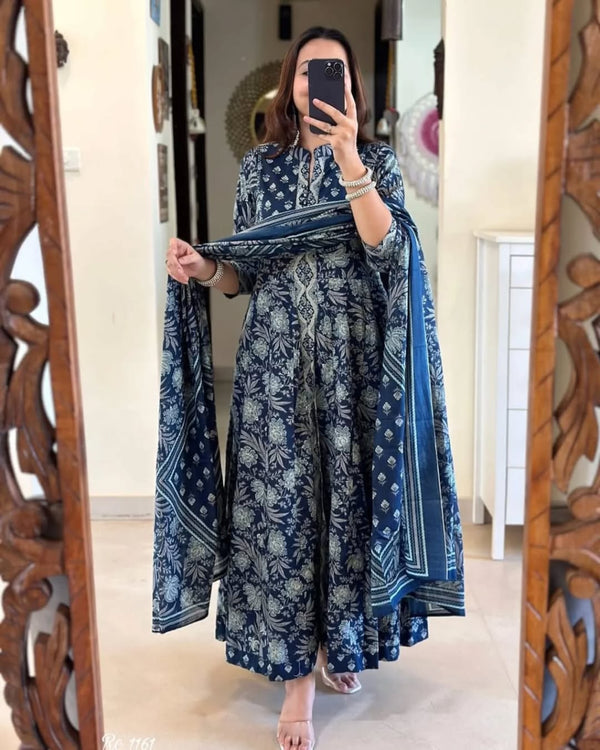 Beautiful Suqes Mirror Side  Anarkali Kurti Front 2 Pocket 3pcs