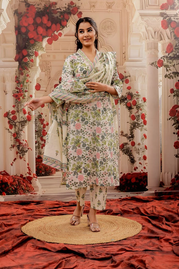 Off White Floral Print Dupatta Set With V Neck