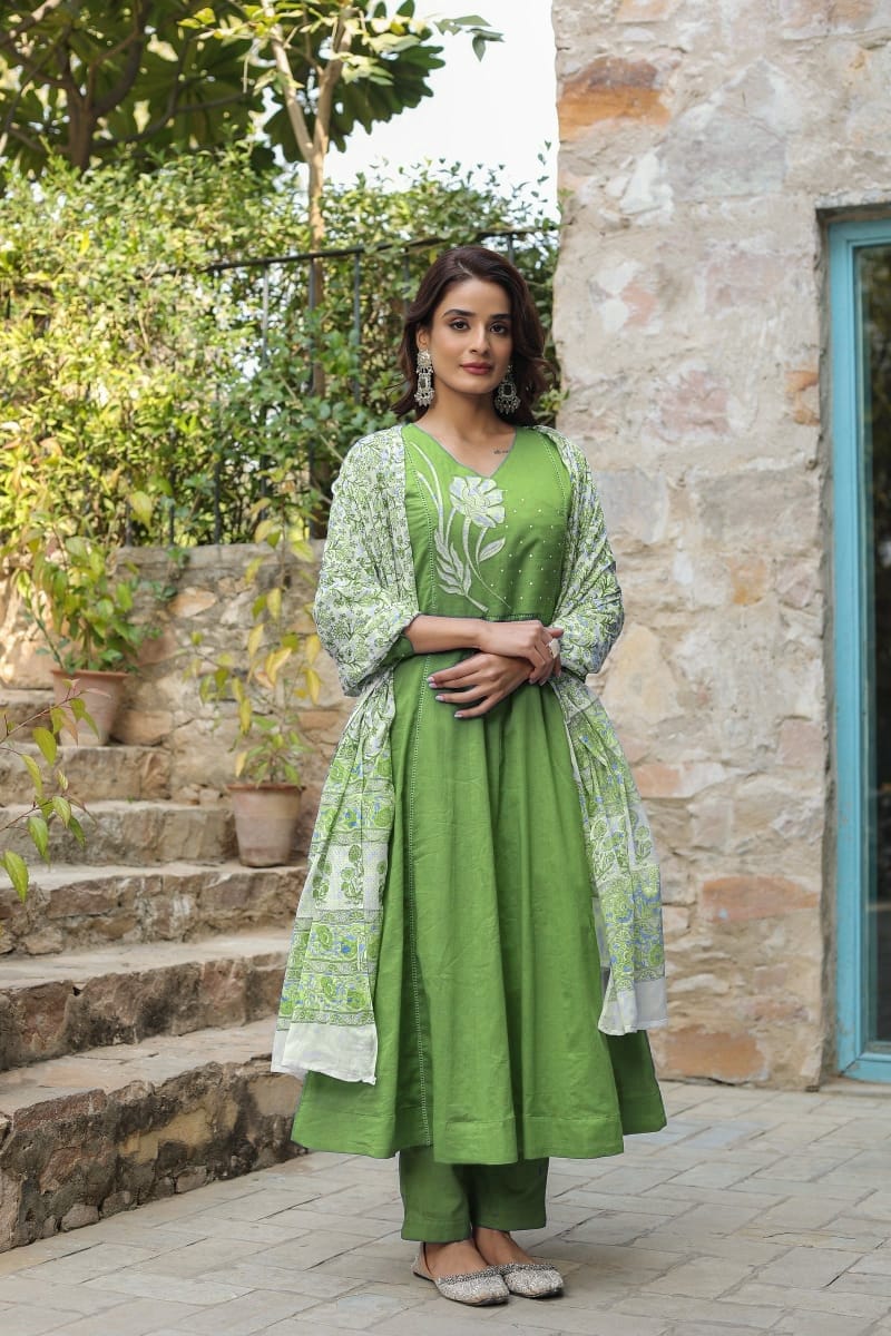 Look Stylish Bandage Cotton Kurta Pant & Duppata Set
