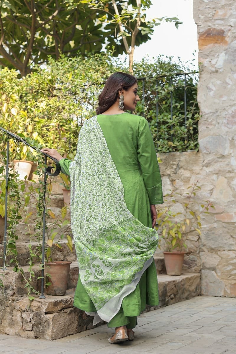 Look Stylish Bandage Cotton Kurta Pant & Duppata Set