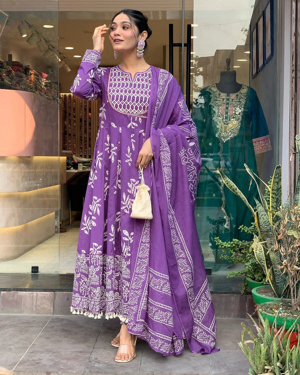 Beautiful Suqes Mirror With Hand Work Anarkali Suit